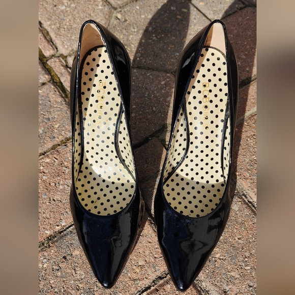 BCBGirls Shoes - BCBGIRLS Shoes. Color BLACK. Size 6.5M